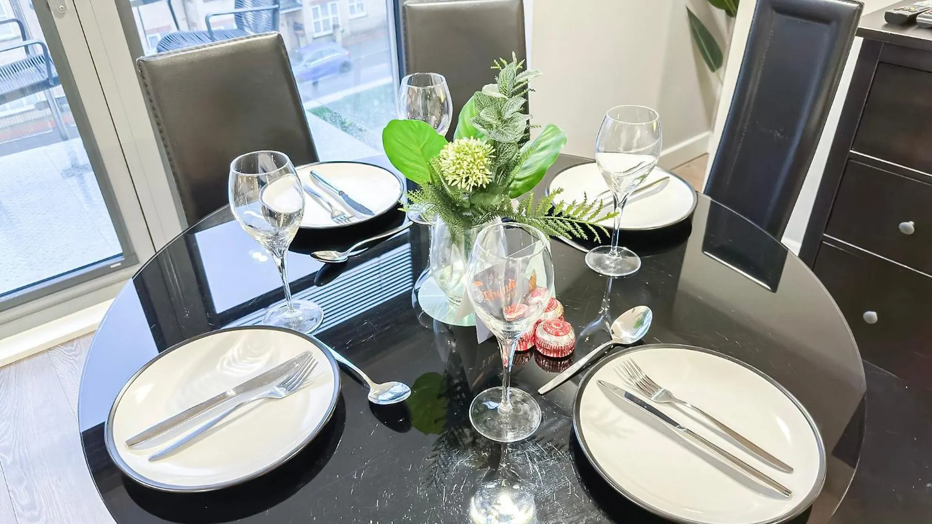 Contemporary Apartments With Private Terraces In Shoreditch, Hoxton, Islington London 0*,