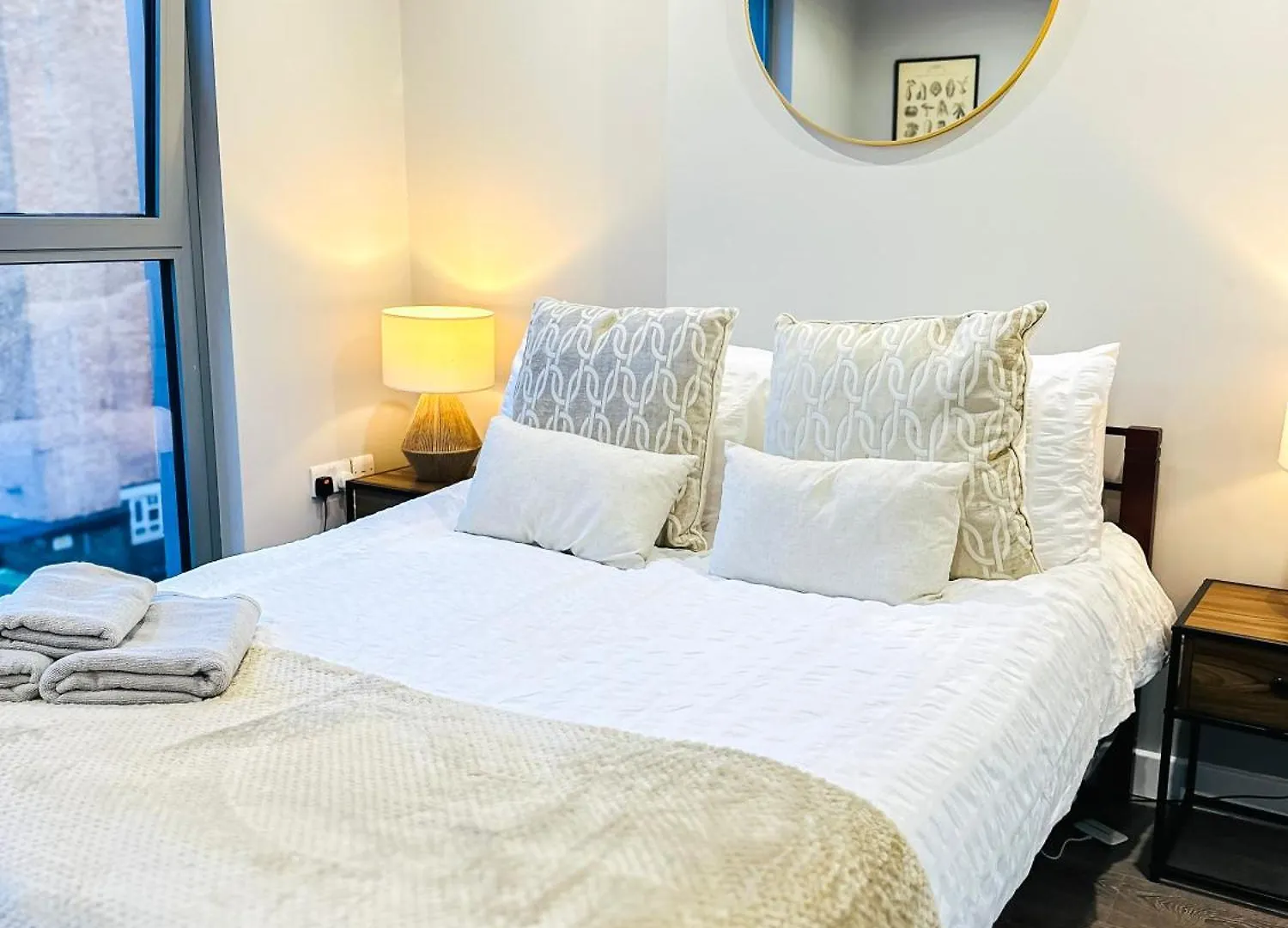 Contemporary Apartments With Private Terraces In Shoreditch, Hoxton, Islington London 0*,